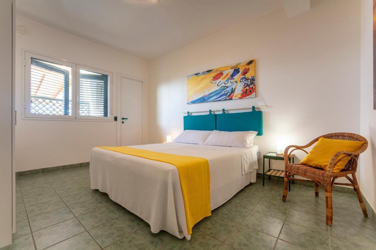 Marinella Sul Mare Villa Punta Secca Bagian luar foto