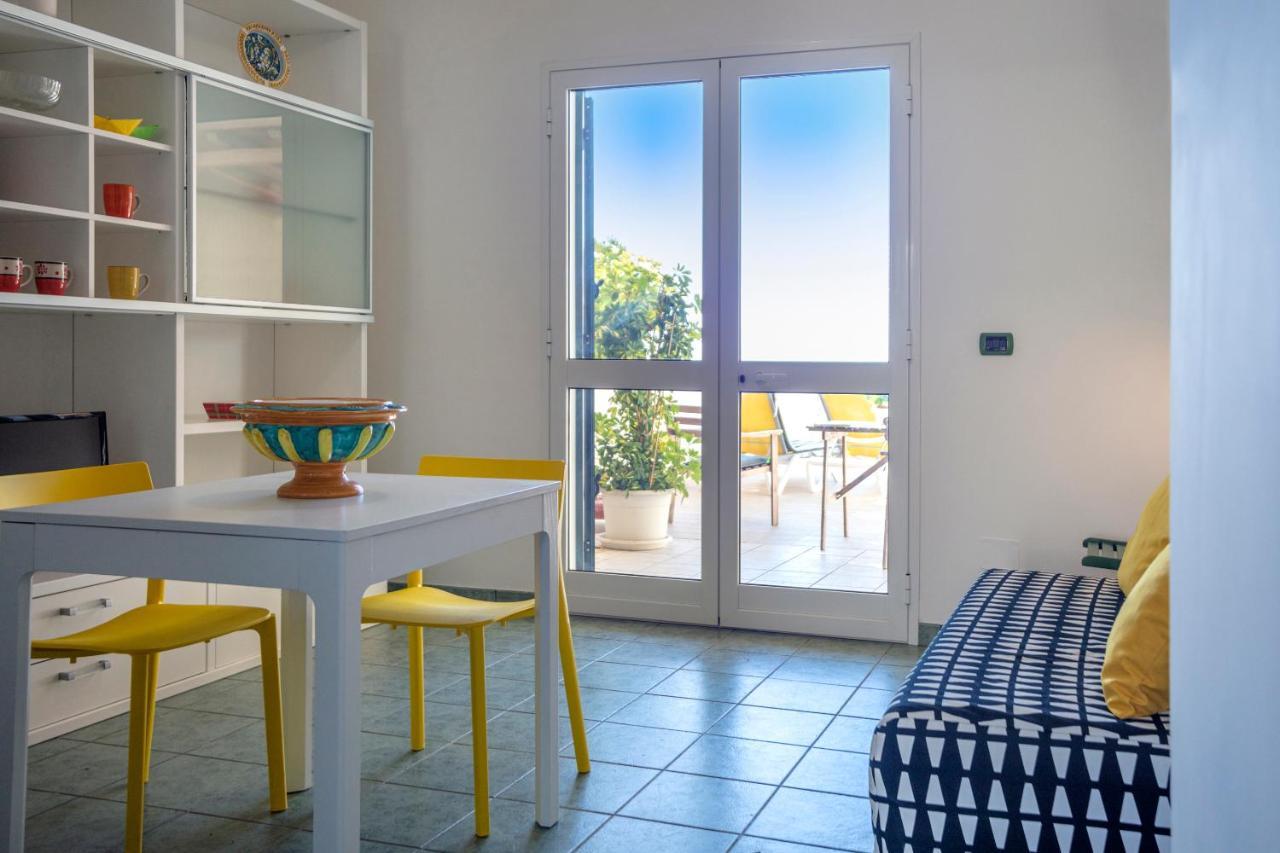 Marinella Sul Mare Villa Punta Secca Bagian luar foto